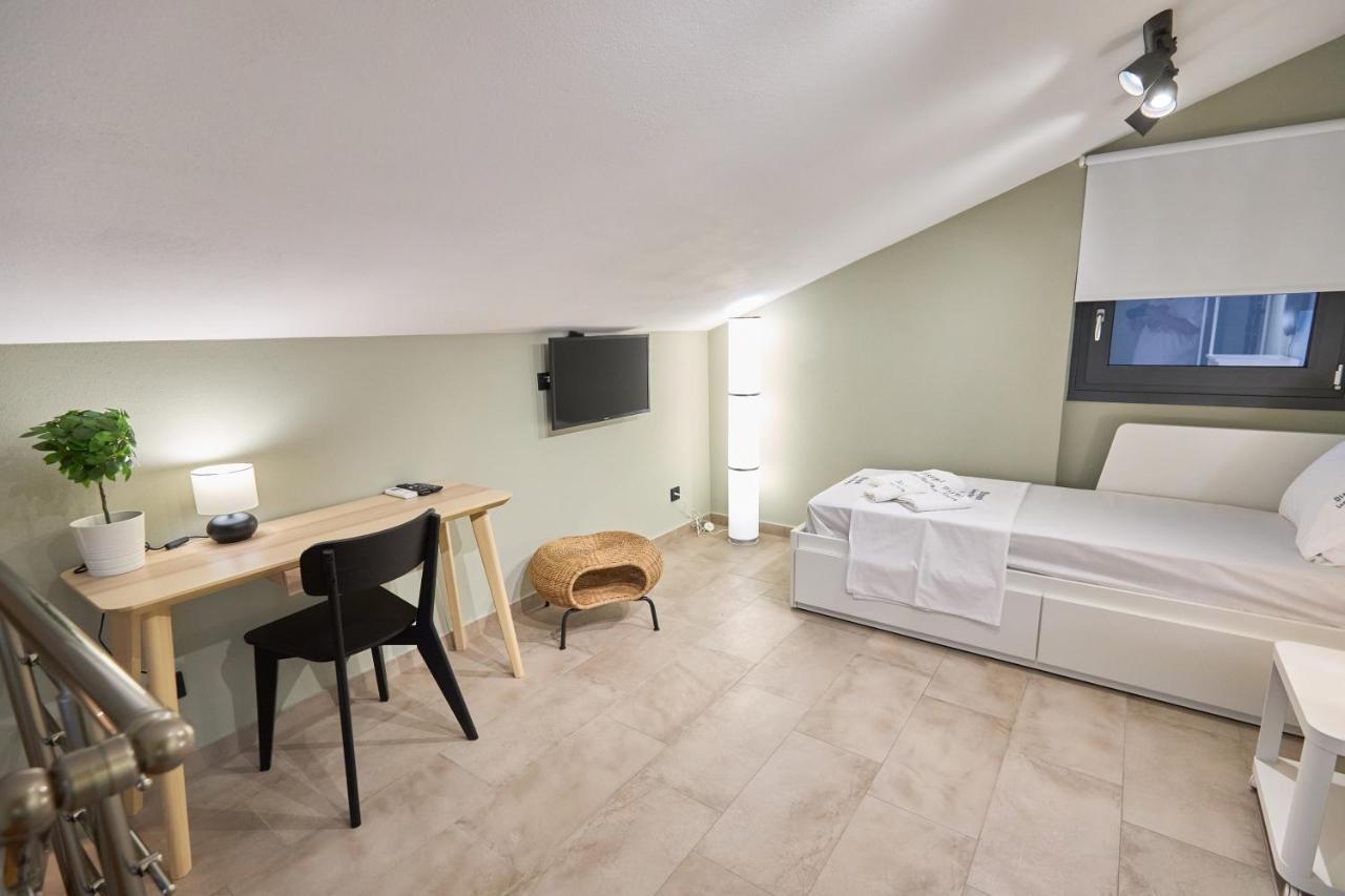 Oisymi Luxury Studios Néa Péramos Kültér fotó