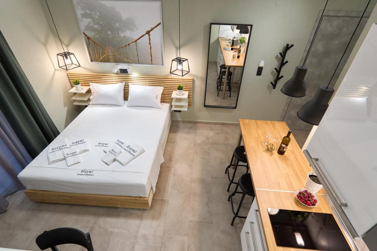 Oisymi Luxury Studios Néa Péramos Kültér fotó