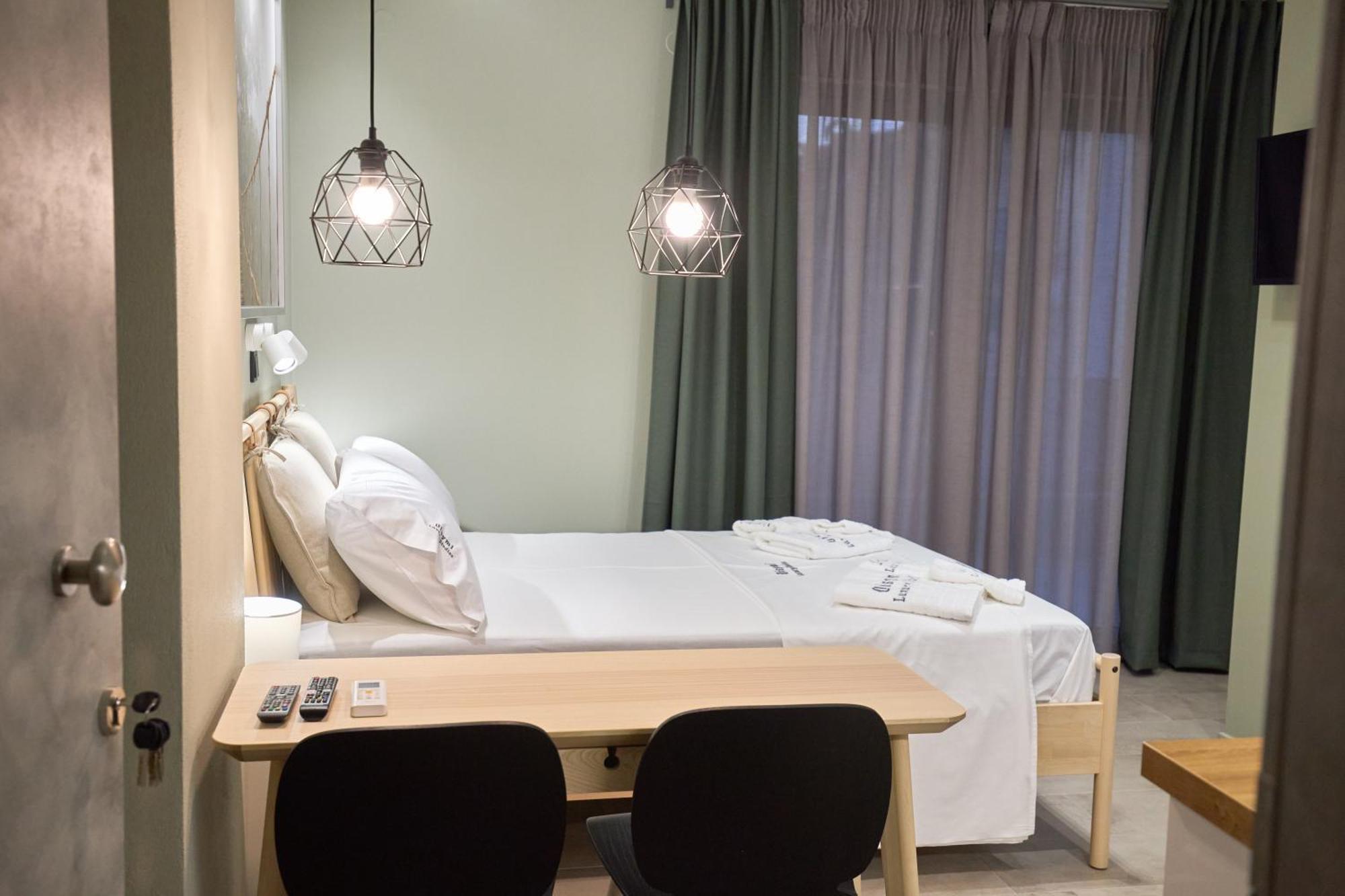 Oisymi Luxury Studios Néa Péramos Kültér fotó